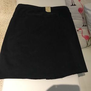 Uniform skirt Gap